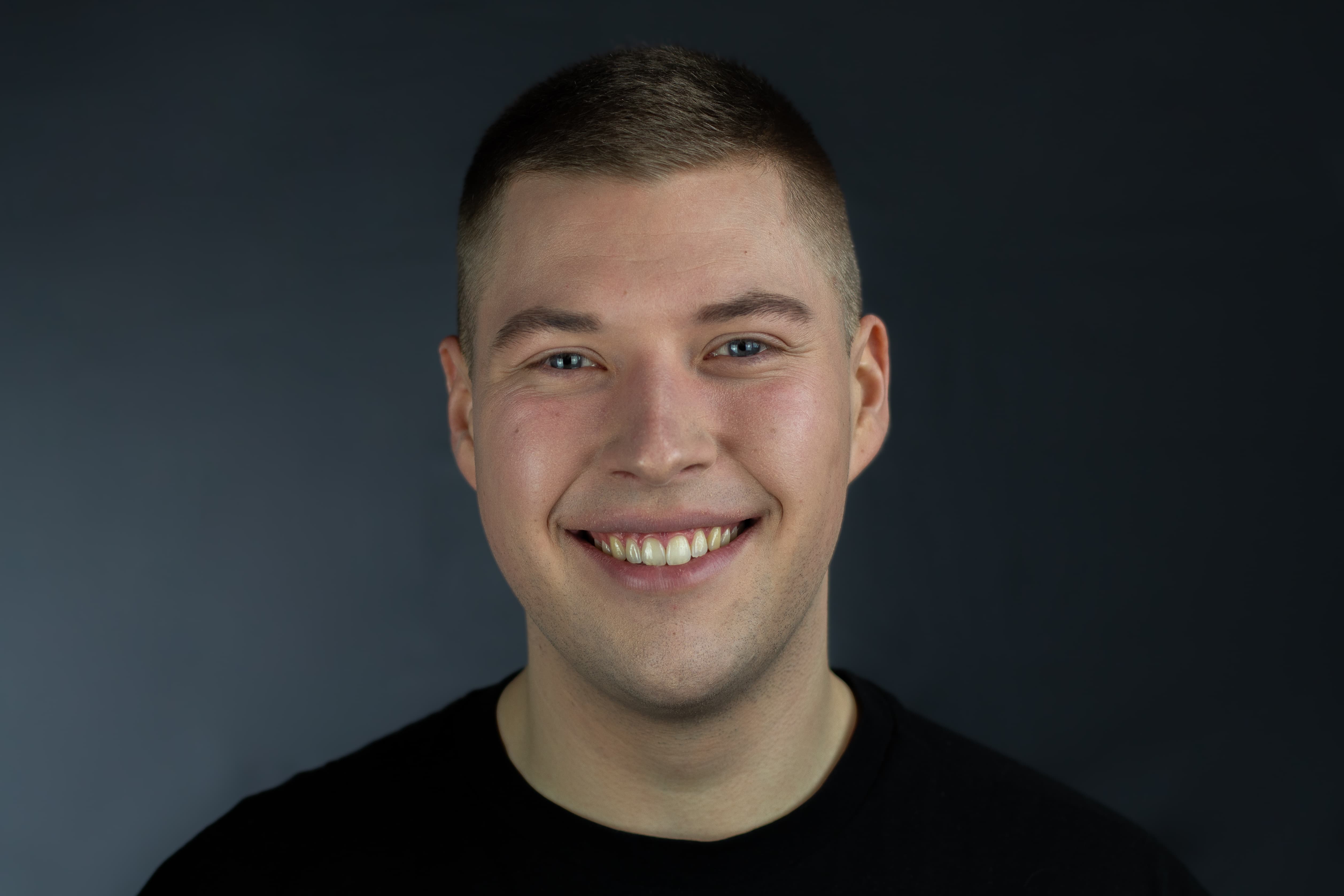 Portrait von Tom Neuhaus